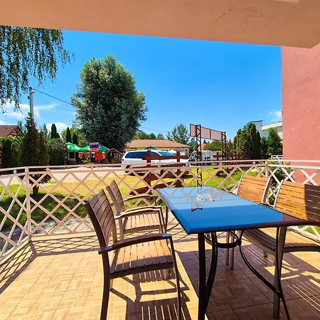 Ildiko Apartmanhaz Zamardi