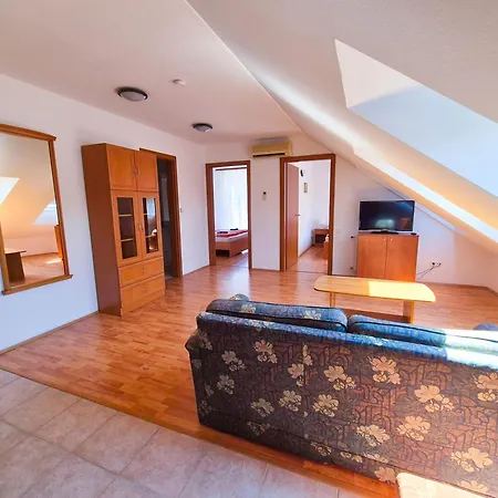 Ildiko Apartmanhaz