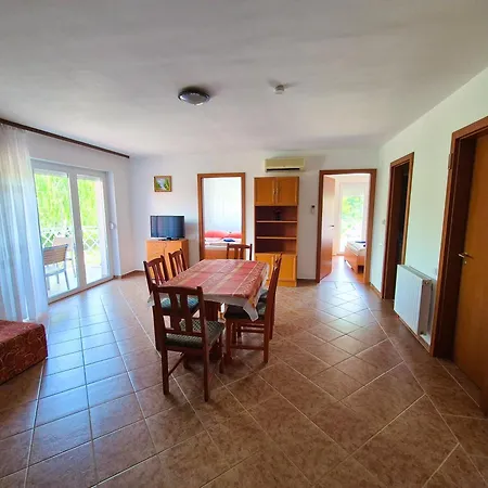 Aparthotel Ildiko Apartmanhaz 3*