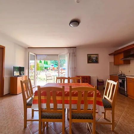 Ildiko Apartmanhaz