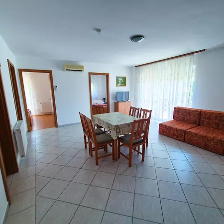 Aparthotel Ildiko Apartmanhaz 3*