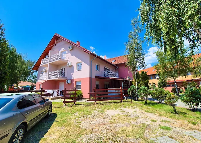 Апарт-отель Ildiko Apartmanhaz Замарди