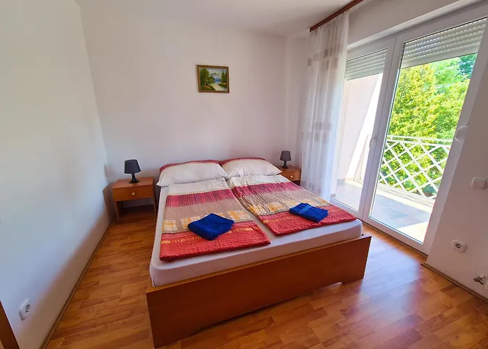 מלון דירות Ildiko Apartmanhaz