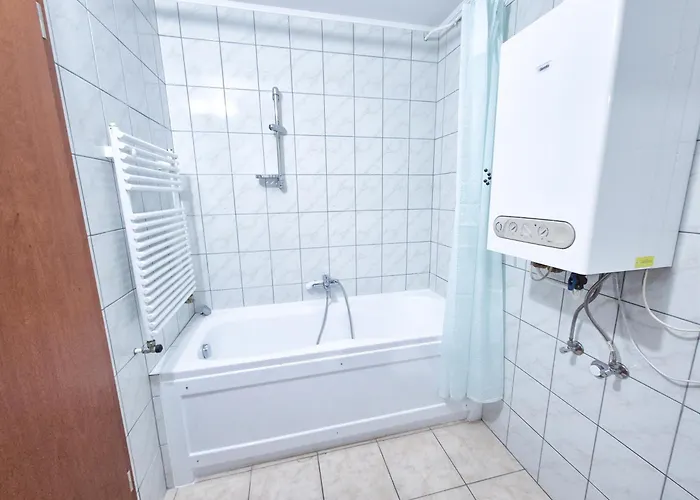 Ildiko Apartmanhaz Апарт-отель Замарди
