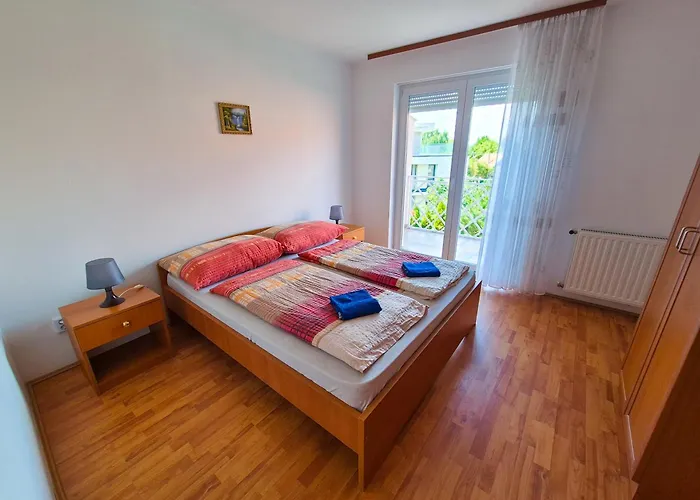 Апарт-отель Ildiko Apartmanhaz