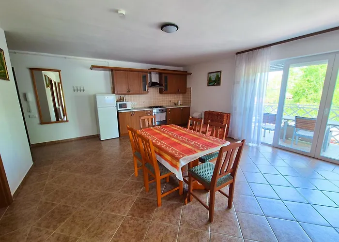 Апарт-отель Ildiko Apartmanhaz