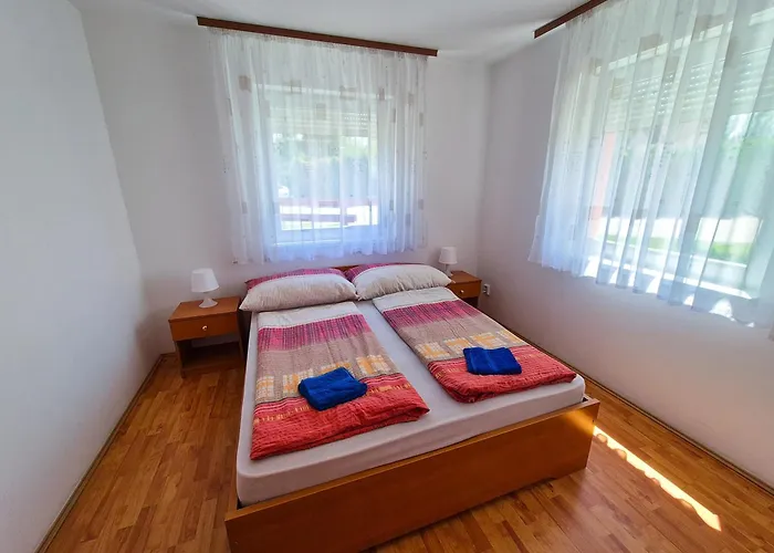 Апарт-отель Ildiko Apartmanhaz Замарди